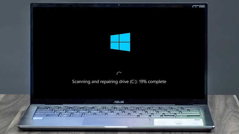Windows 10 Stuck on Scanning and Repairing Drive 100